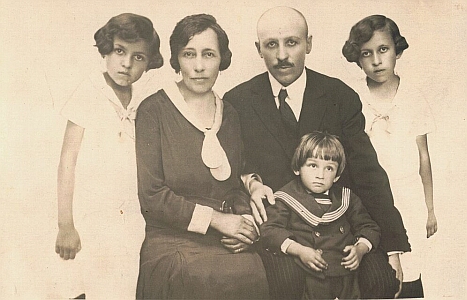 Hodiş family